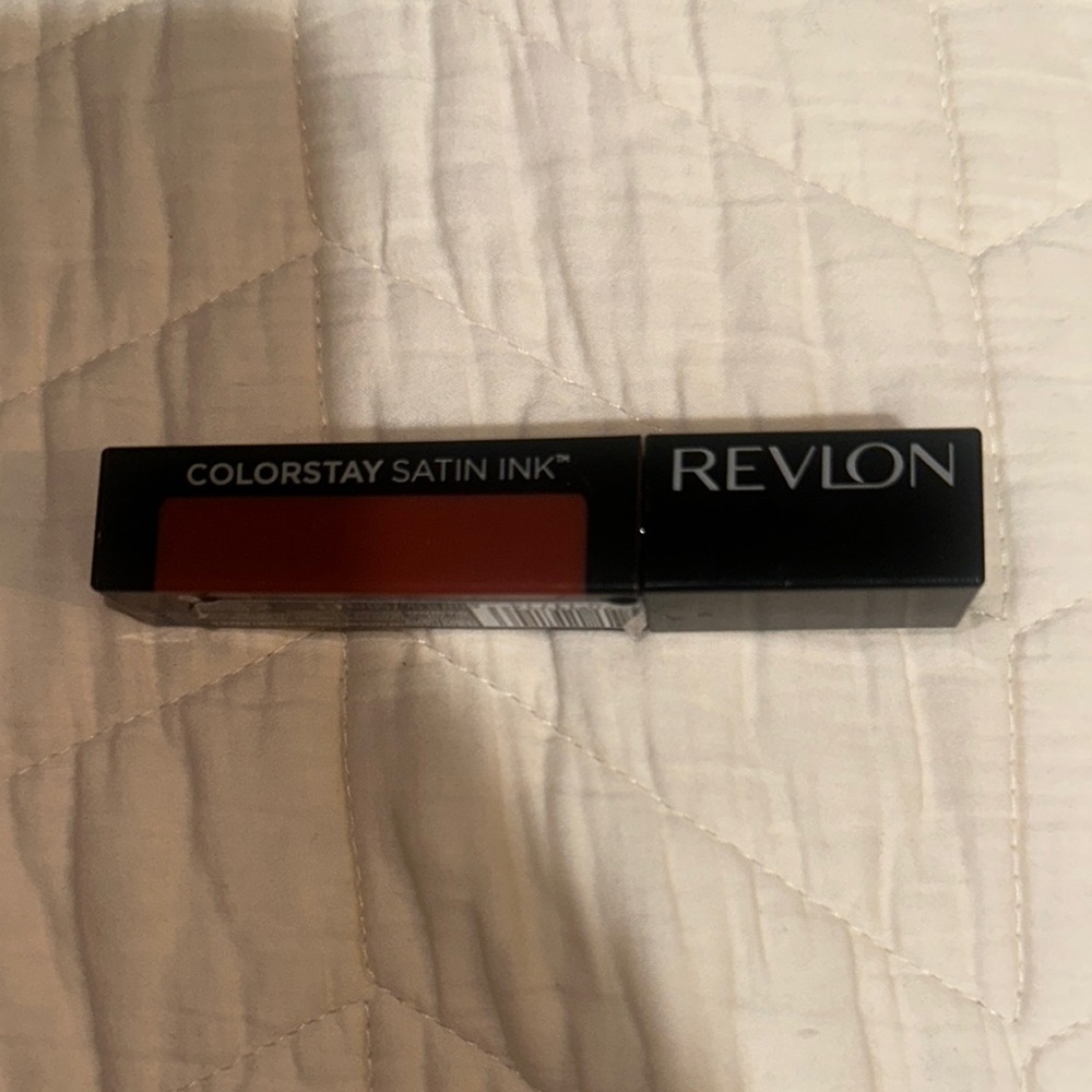 Revlon ColorStay Satin Ink in Bold Red